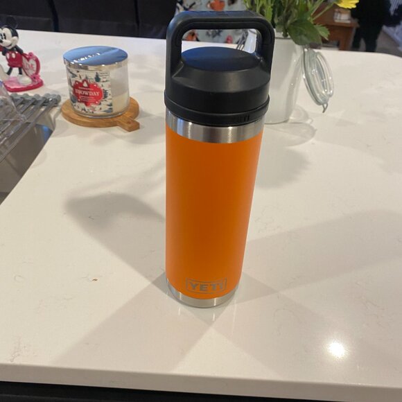 Yeti Rambler 18 oz King Crab - Picture 2 of 5